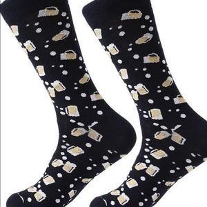 Beer Glass Black Crew Socks